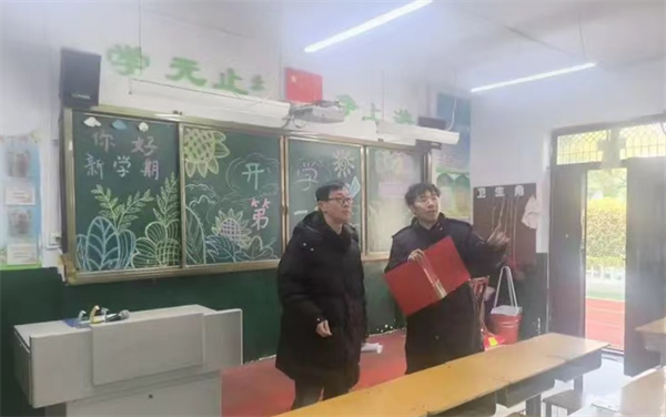 商丘市梁园区解放村小学 新学期德育工作大排查